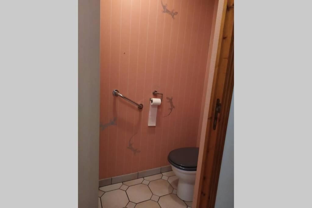 Chez Fabienne T3 Daire Le Breuil-sur-Couze Dış mekan fotoğraf